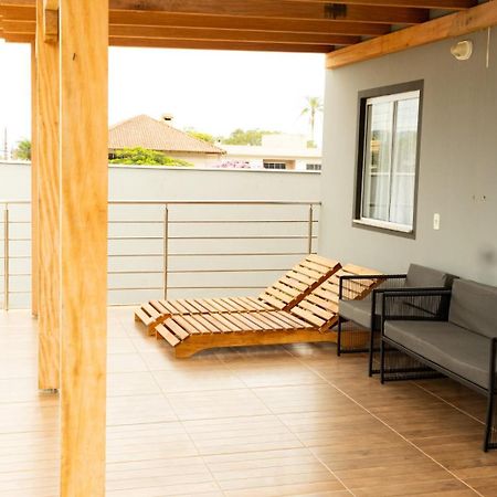 Enseada De Zimbros Residencial Apartment บอมบินญัส ภายนอก รูปภาพ